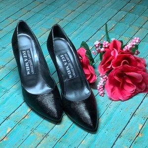 Stuart Weitzman Vintage Pumps